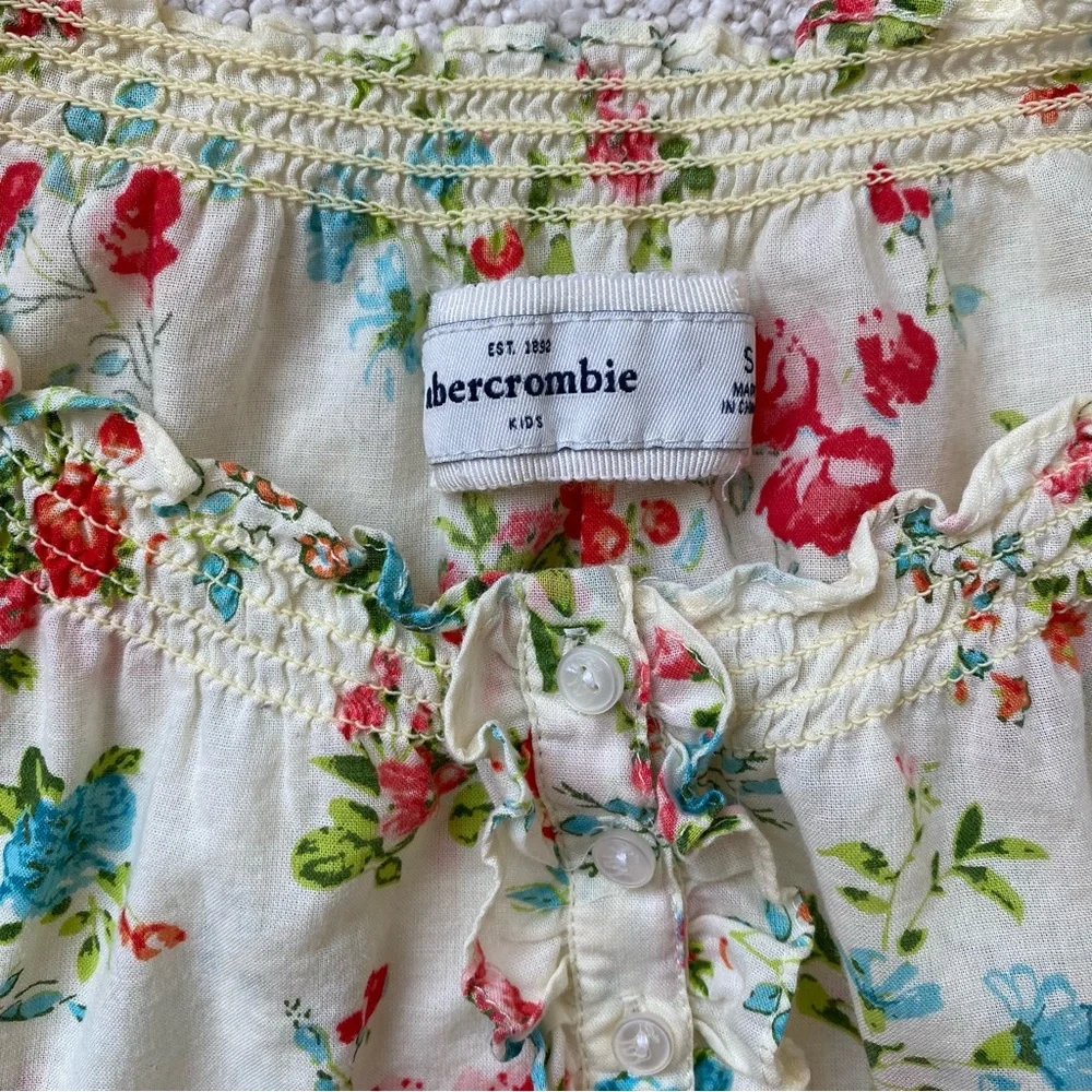 Price firm: Abercrombie floral blouse